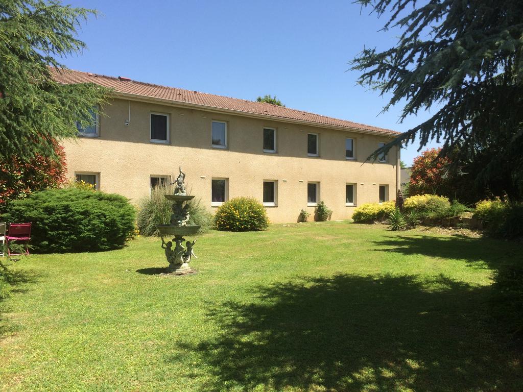 La Roseliere Hotel Saint-Quentin-Fallavier Exterior photo